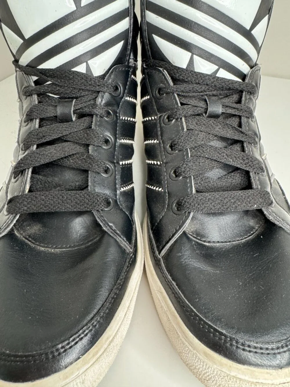 Adidas Originals Black Leather High Top Lace Up Sneakers Mens 10.5 Trefoil Tongu